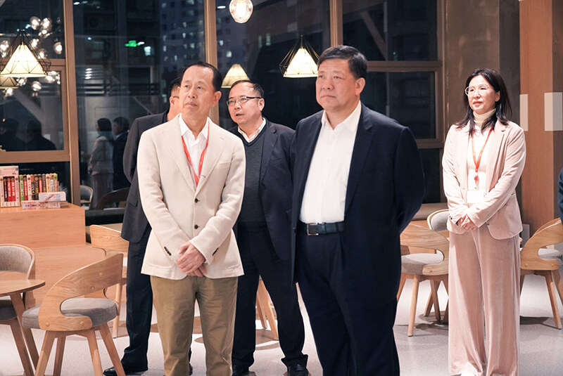 吉林大學黨委書記姜治瑩一行到聯橋集團調研