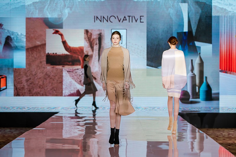 “創(chuàng)意 · 跨越 國家毛衫紗線資源共享平臺啟動儀式”在威海聯(lián)橋集團盛裝啟幕(圖32)