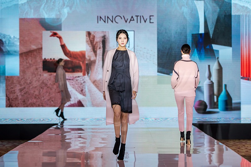 “創(chuàng)意 · 跨越 國家毛衫紗線資源共享平臺啟動儀式”在威海聯(lián)橋集團盛裝啟幕(圖36)